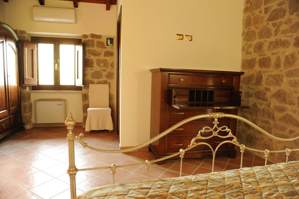 Grotta Biscia Villa Genazzano Camera foto